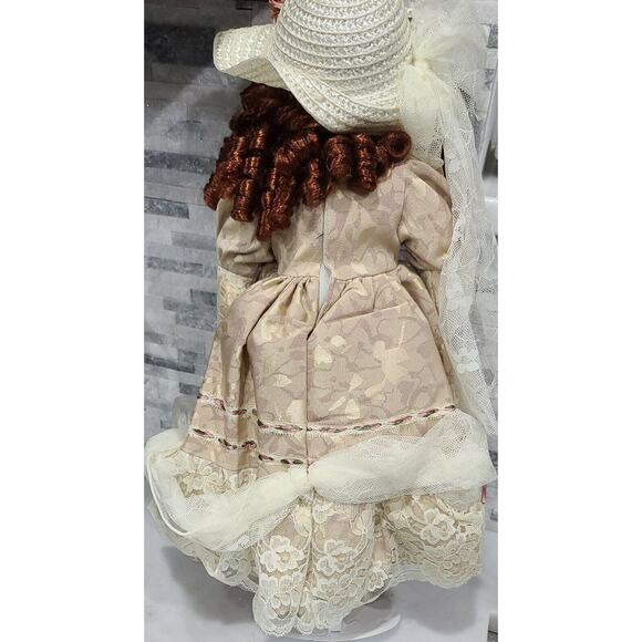 Ashley Belle - Sylvia -Fine Bisque Porcelain Doll in Box with certificate number - Picture 3 of 7